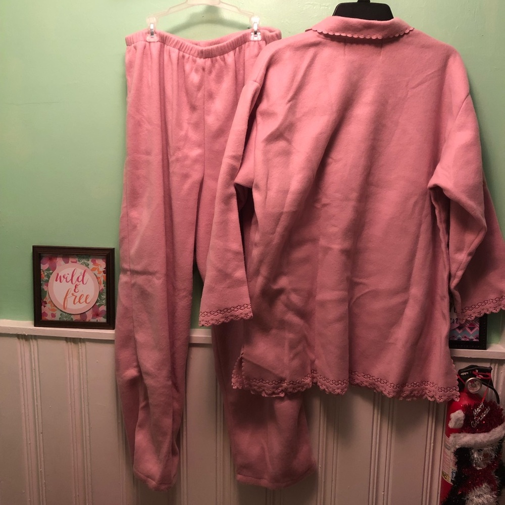 New StanHerman Fleece PJ’s - Picture 8 of 9